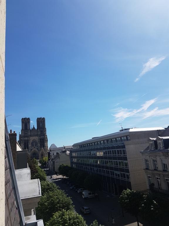 Hotel De La Cathedrale Reims Exterior foto
